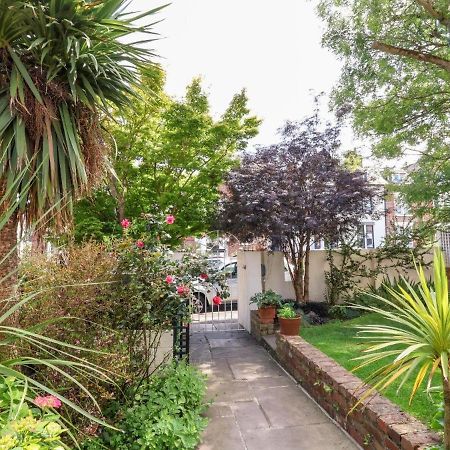Holland House Apartment New Brighton Bagian luar foto