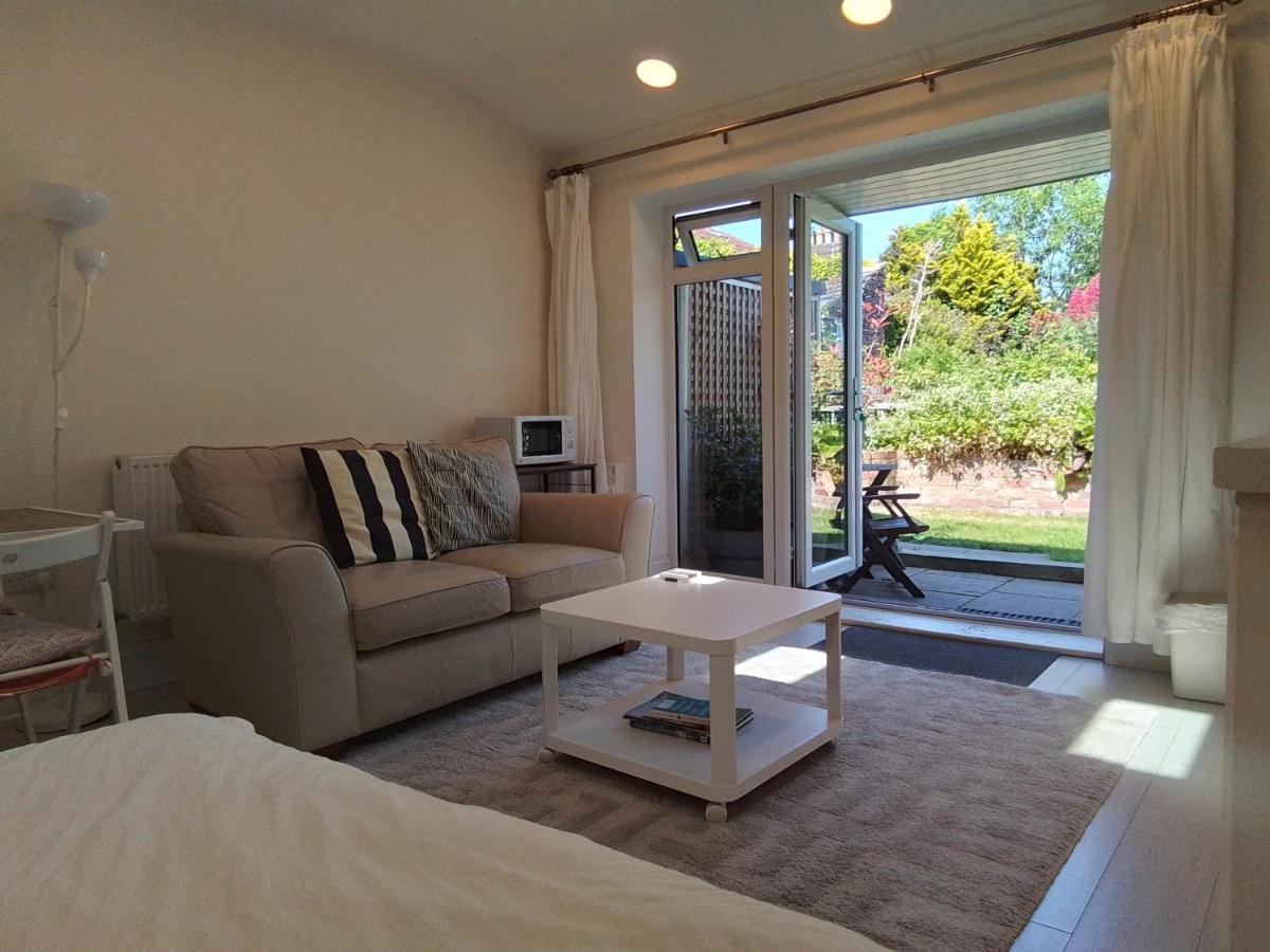 Holland House Apartment New Brighton Bagian luar foto