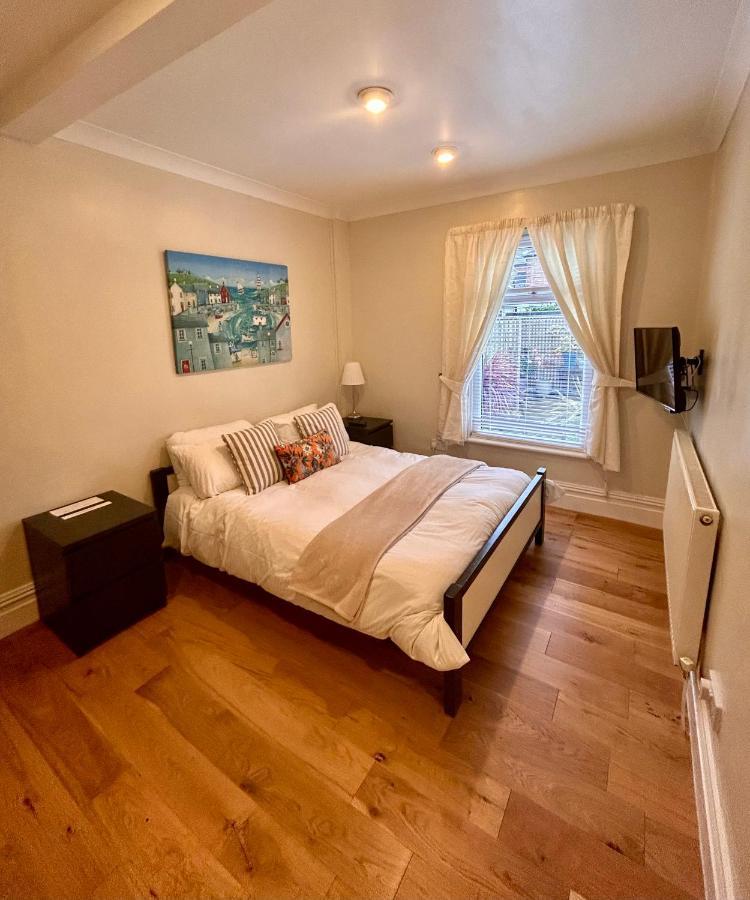Holland House Apartment New Brighton Bagian luar foto